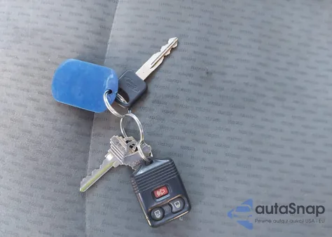 2011 Ford E-350 Super Duty Xlt z USA, uszkodzony, nr VIN 1FBNE3BL3BDA53064